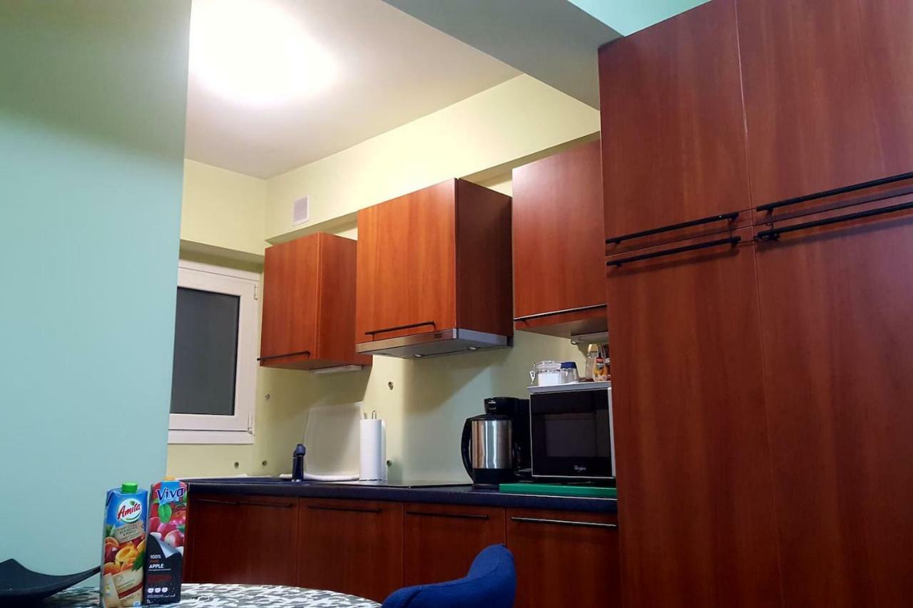 Quiet Apartment In Plaka Athènes Extérieur photo